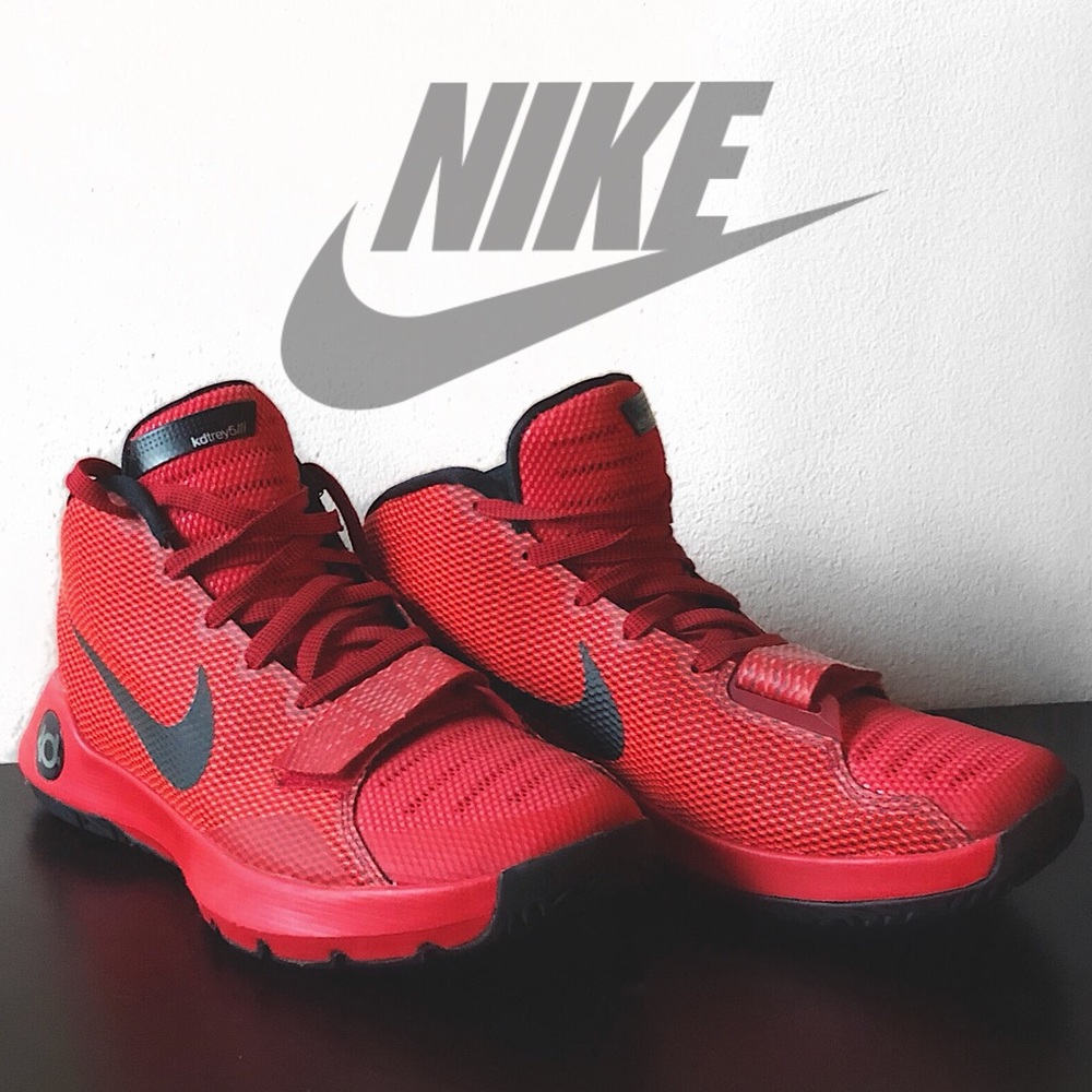 ‼️BNWOT‼️Nike KD Trey 5 III